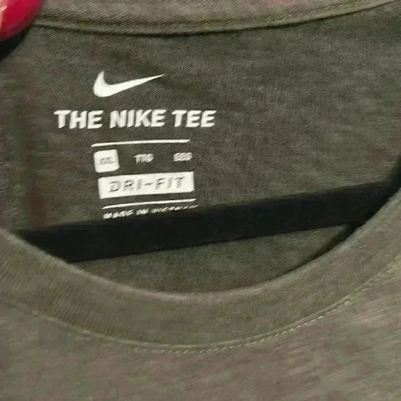 Nike men’s dri-fit green just do it tshirt 2xl - Picture 3 of 4